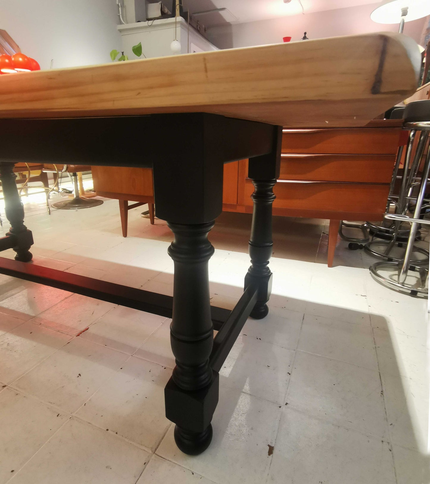 Mesa tocinera de pino