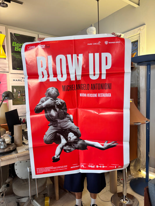 Cartel BLOW UP